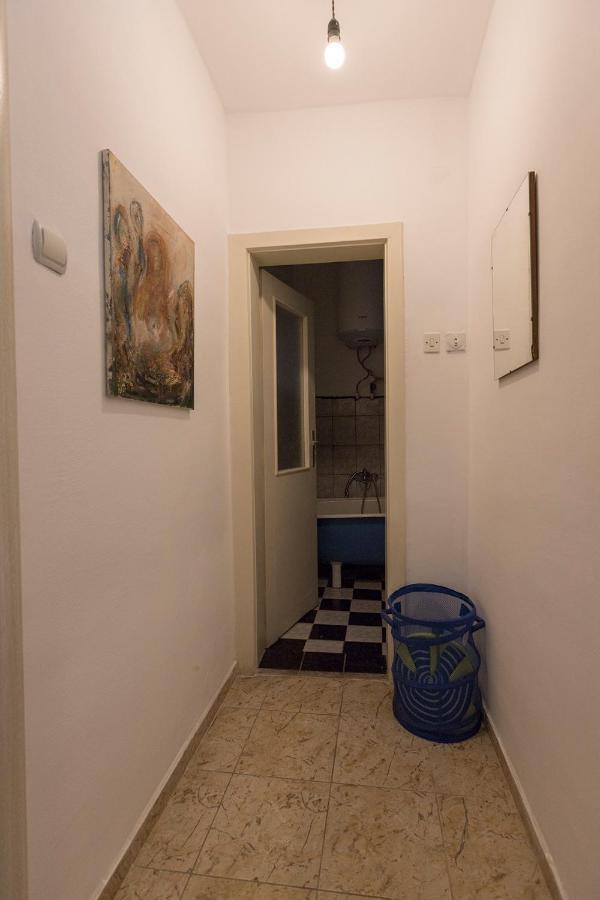 The Pioneers Home 2 Skopje Esterno foto